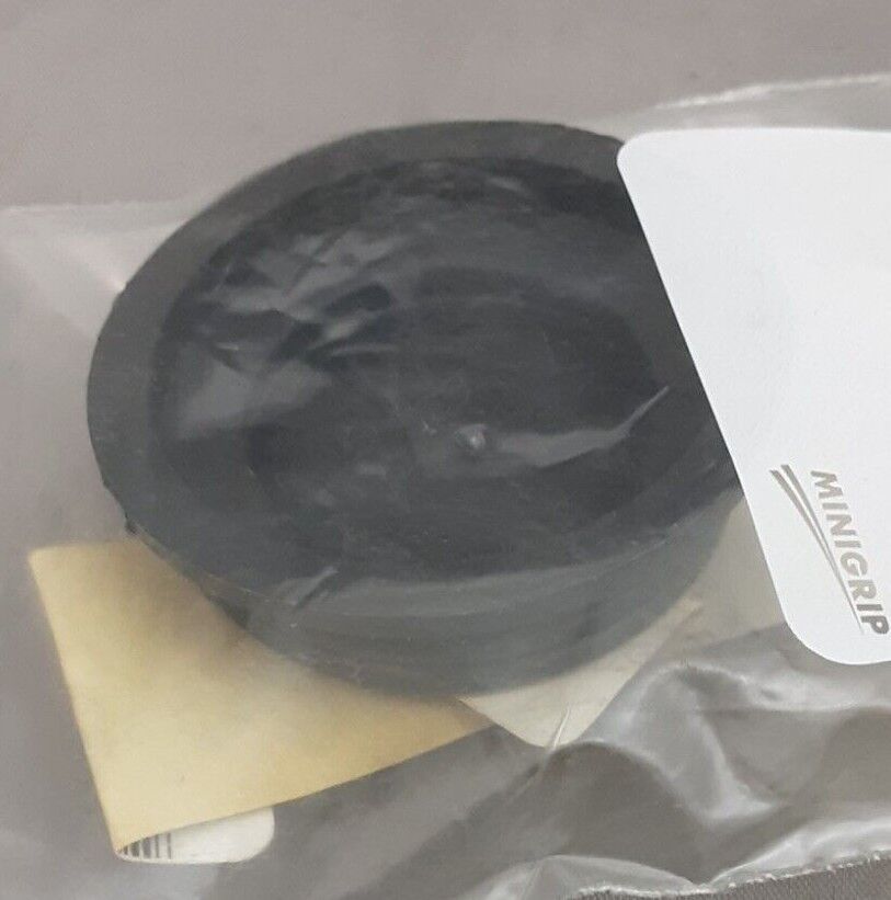 NEW GENUINE BMW 34311457603 RUBBER COVER R100S R100RS R100RT 1976-1997