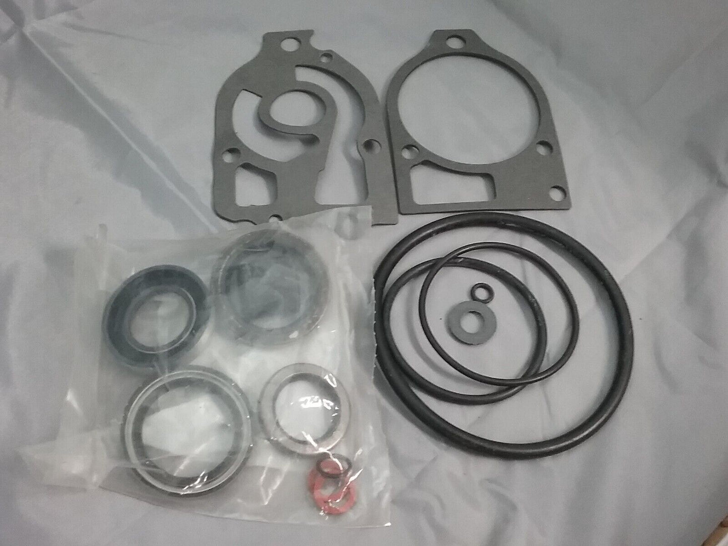 NEW QUICKSILVER 26-89238A2 SEAL KIT Mercury Outboard 105-220HP incomplete kit