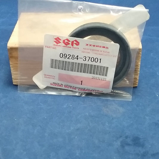 NEW GENUINE SUZUKI 09284-37001 SEAL, REAR WHEEL BEARING, R 37X52X8 GSX-R1000