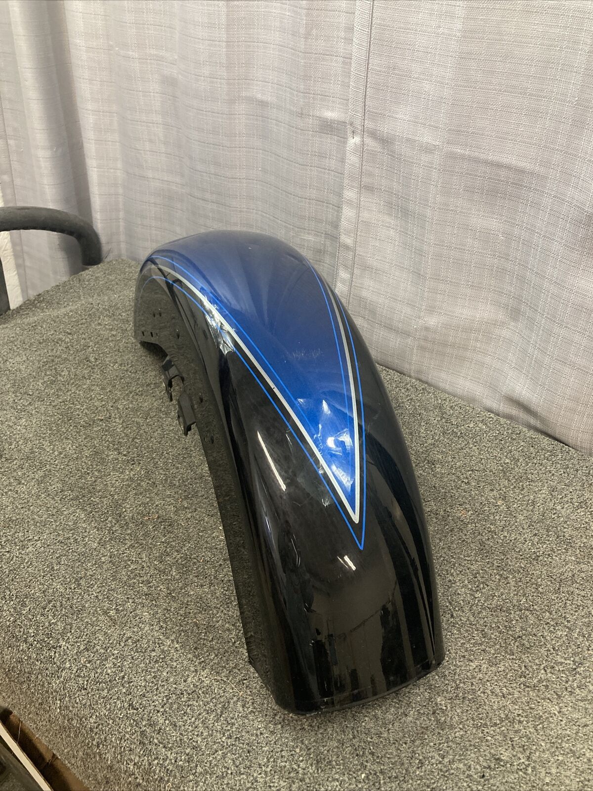 USED HARLEY DAVIDSON 58900328EEM FRONT FENDER, BLACK/BLUE w/dent see photos.