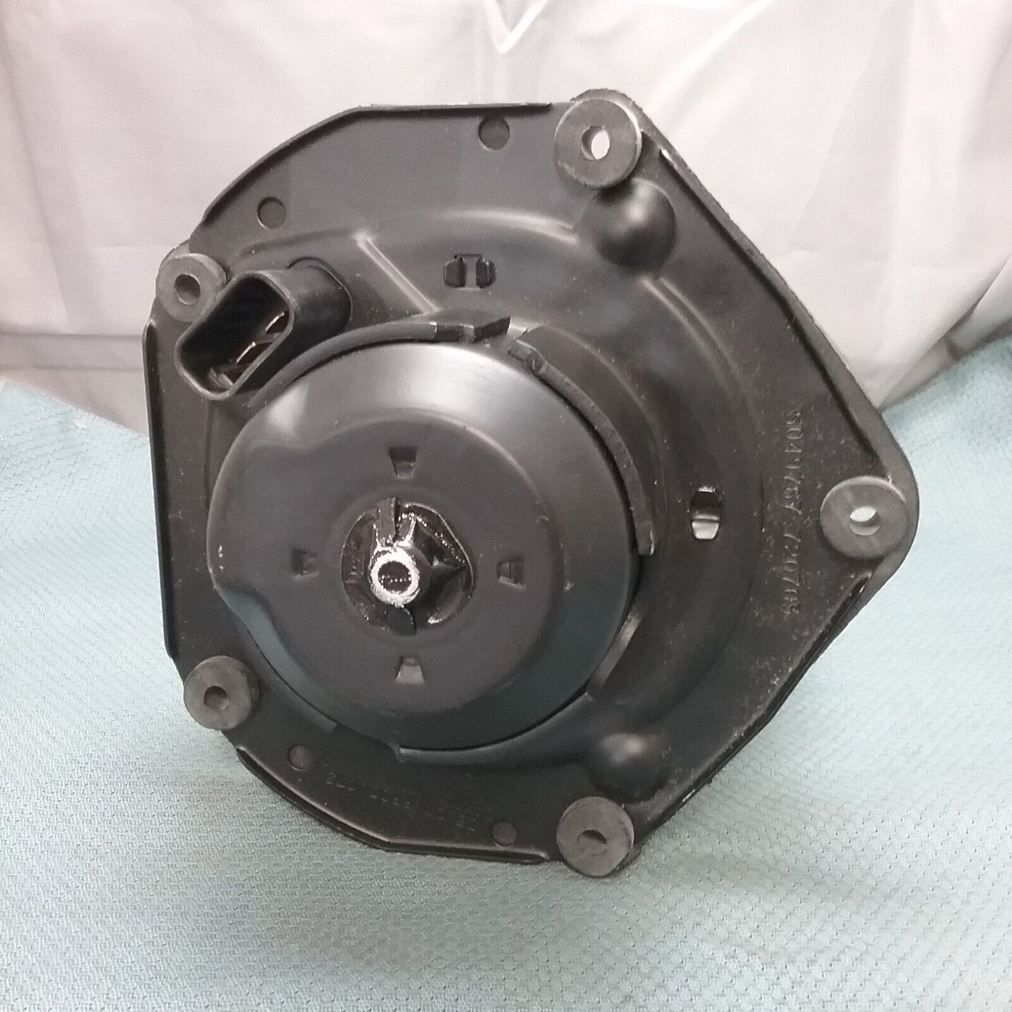 GM 52450305 A/C HEATER BLOWER MOTOR FAN