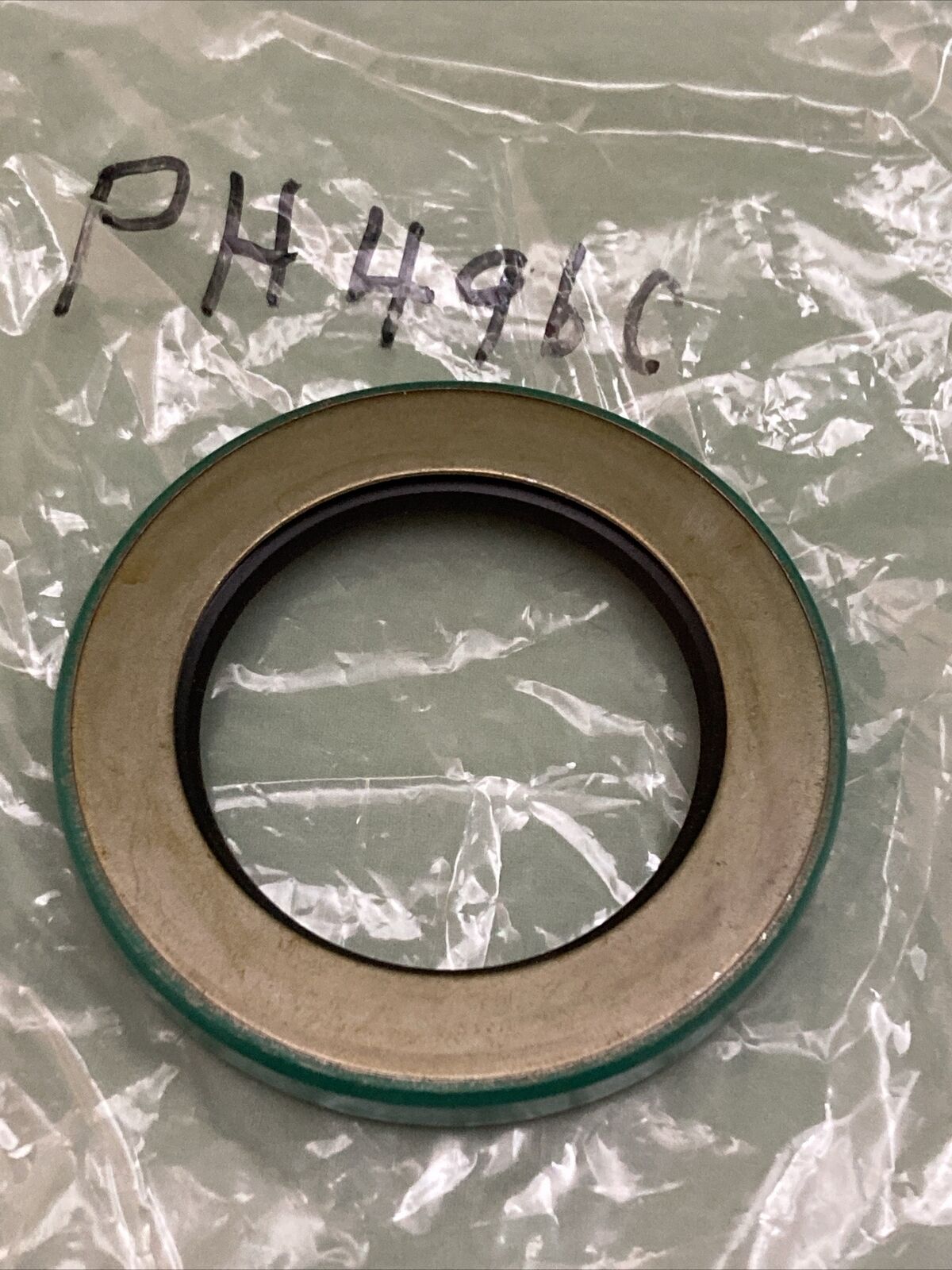 NEW REPLACES WISCONSIN  PH496C SEAL OIL