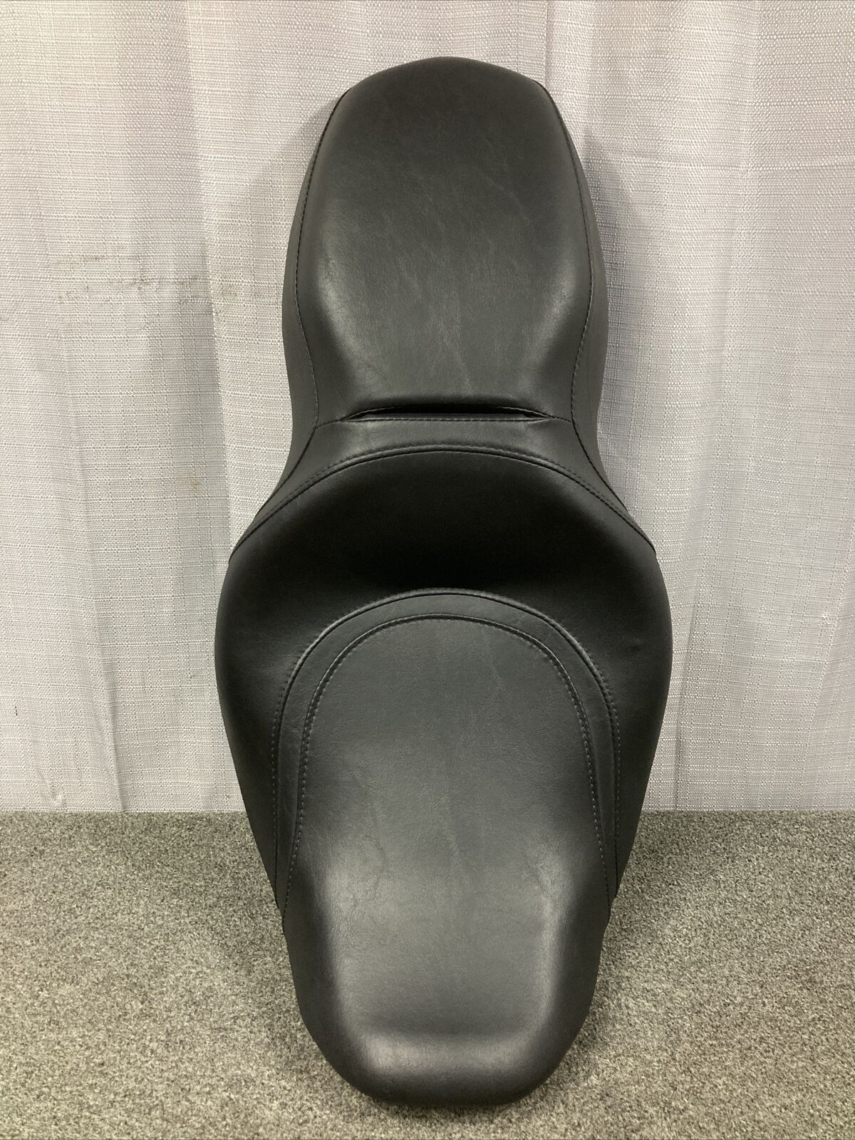 GENUINE HARLEY DAVIDSON RDW-92/61-0067 LOW PROFILE SEAT BLACK