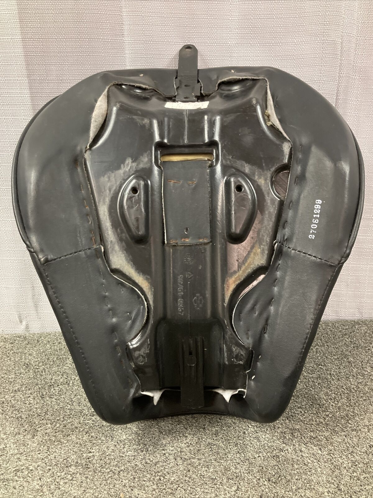 GENUINE HARLEY DAVIDSON RDW-92/61-0067 SOLO SEAT