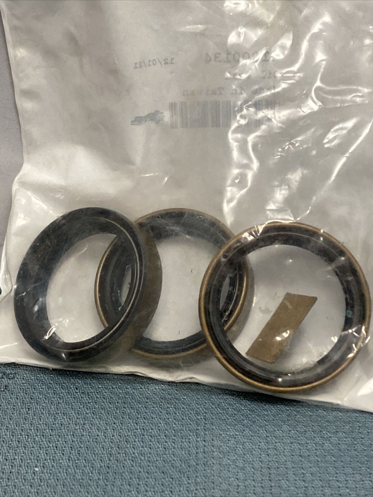 QTY 3 NEW GENUINE HARLEY-DAVIDSON 11000134 OIL SEAL