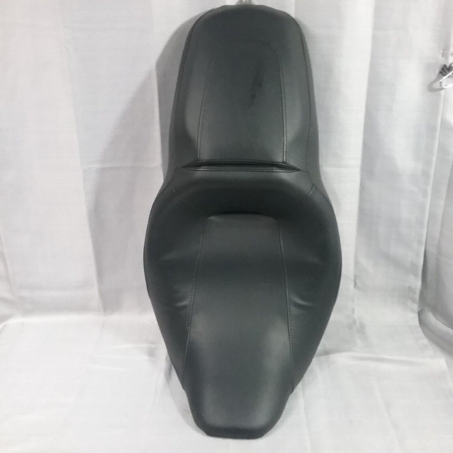 HARLEY DAVIDSON 24688 SEAT LOW TOURING FLHT ELECTRA GLIDE ULTRA CLASSIC