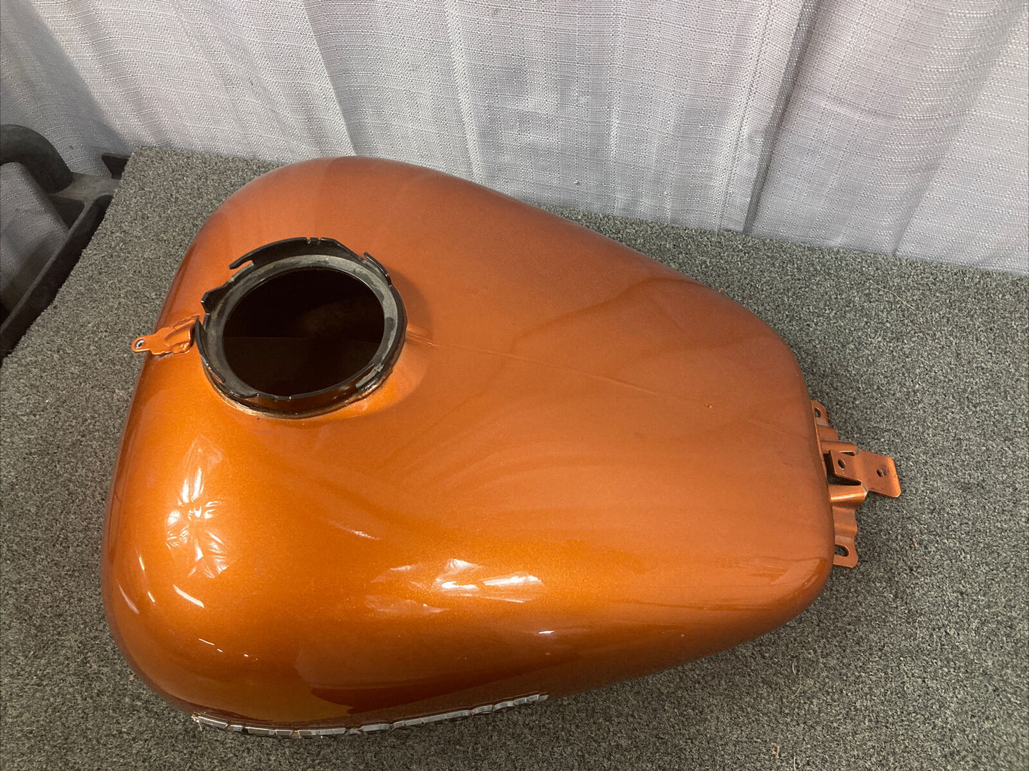 GENUINE HARLEY DAVIDSON 2014 14-21 FLHTCU ULTRA CLASSIC FUEL TANK, ORANGE