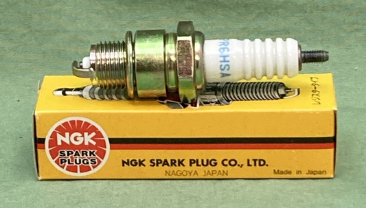 QTY 2 NEW NGK 4632 BPR6HSA SPARK PLUG