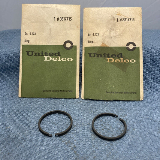 QTY 2, NEW UNITED DELCO 3817715 Ring, Transmission Oil Seal Chevrolet 1950–1973