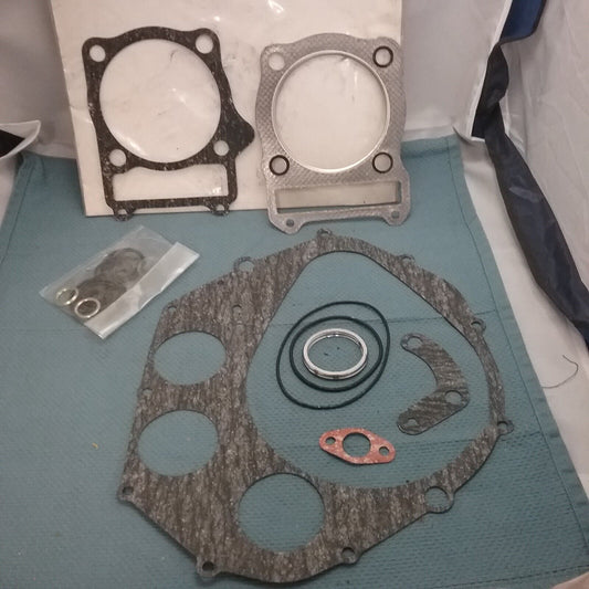 NEW SUZUKI 11400-37822 ENGINE GASKET KIT