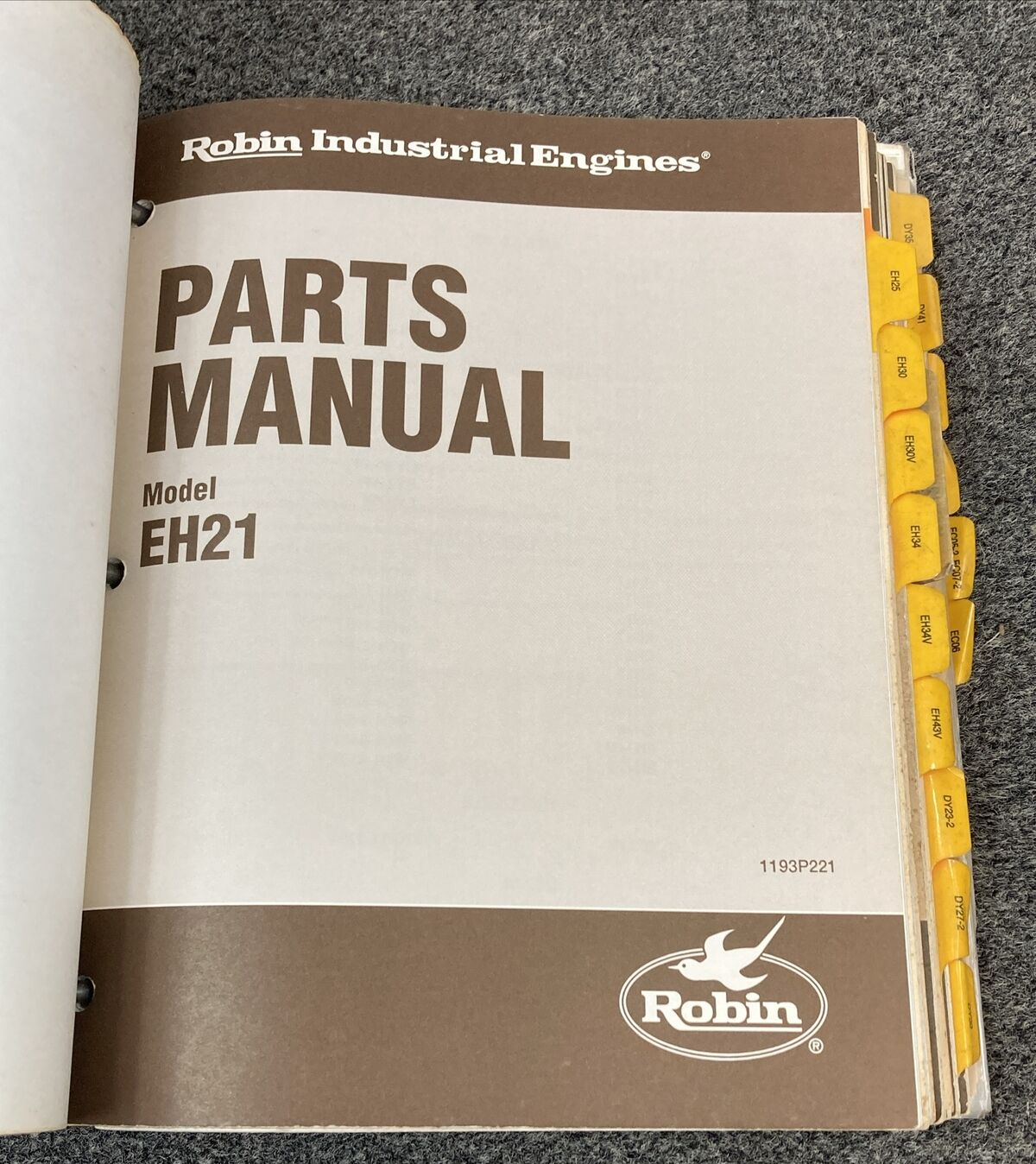 QTY 21 GENUINE ROBIN INDUSTRIAL ENGINES PARTS MANUALS