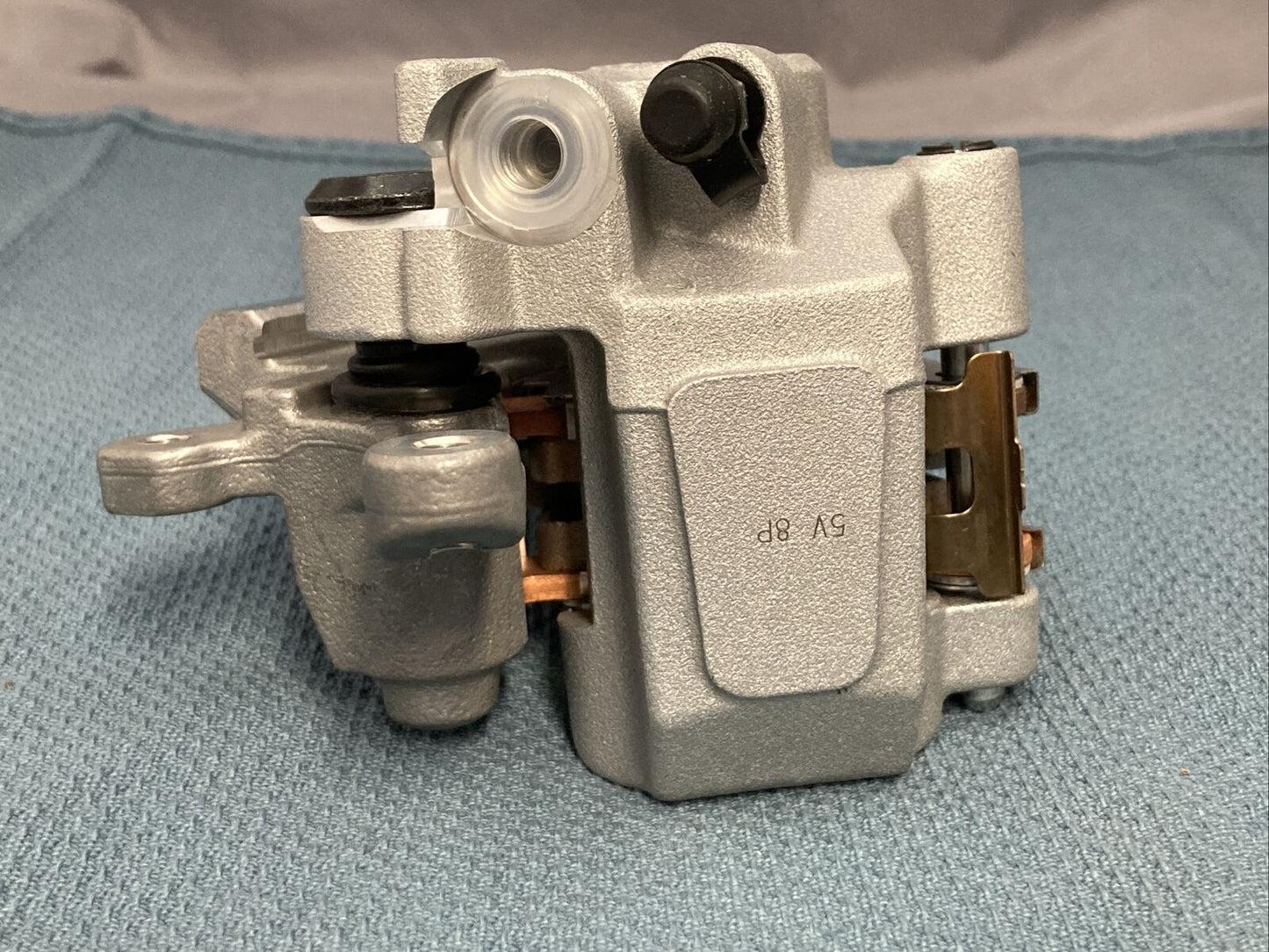 NEW GENIUNE YAMAHA 1C3-2580W-10 Caliper Assembly, Rear 2