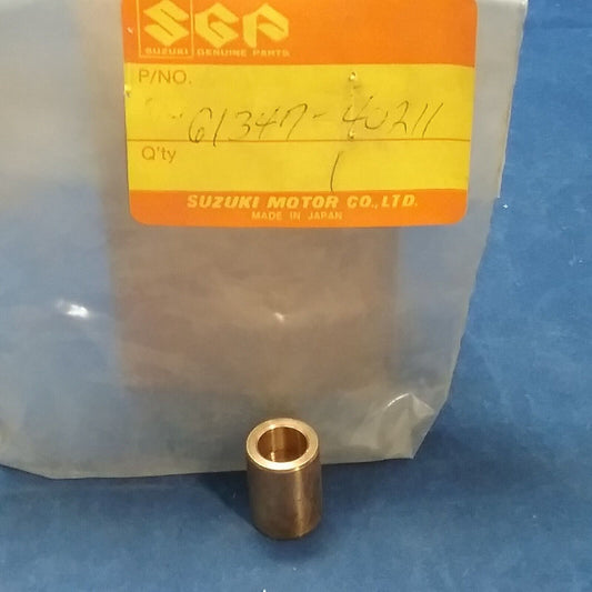 NEW GENUINE SUZUKI 61347-40211 BUSHING CHAIN GUIDE RM100