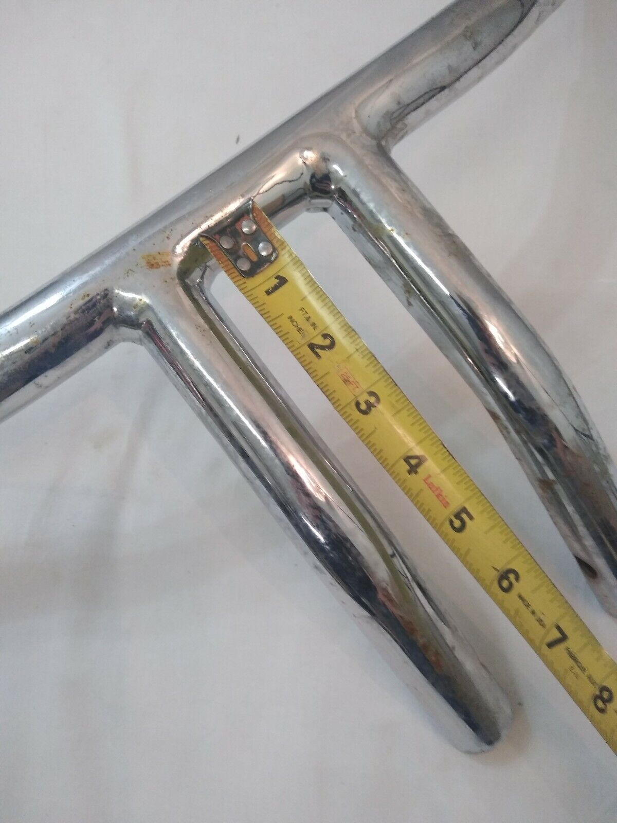 Chrome Motorcycle Handlebars Drag / 4" Rise / 31" Length / 7/8" Width