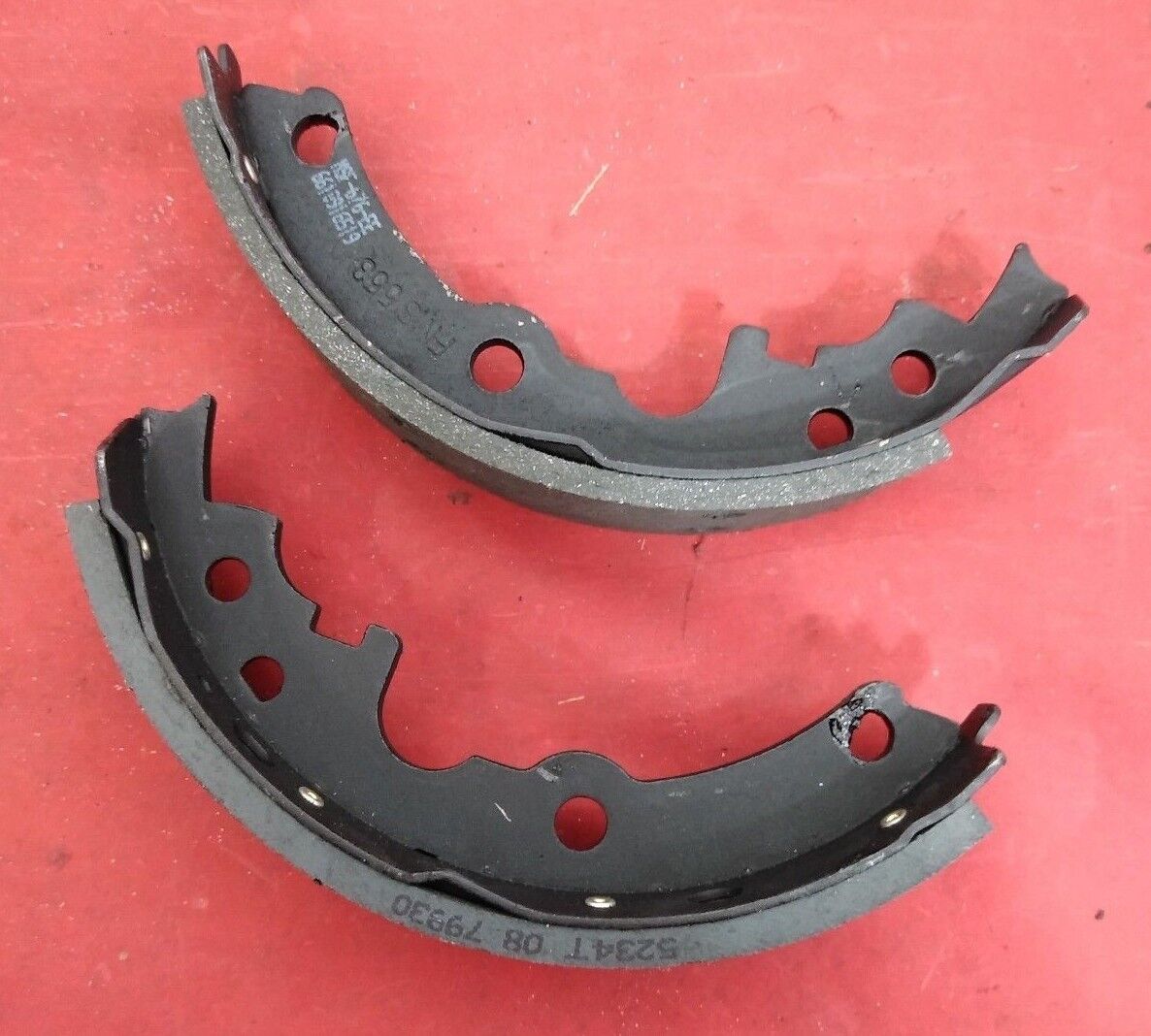 Centric One Source Brake Shoes / S553R / MXCQ2953SF / 1 Set of 4 Pieces / 30300L