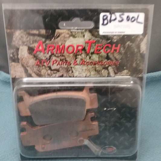 NEW ARMOR TECH AT-05403F/ BR330B FRONT BRAKE PADS
