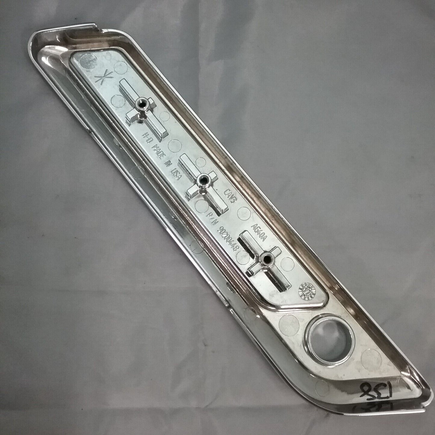 HARLEY DAVIDSON 90200448 Chrome  LEFT Latch Cover Touring Saddlebag Faceplate