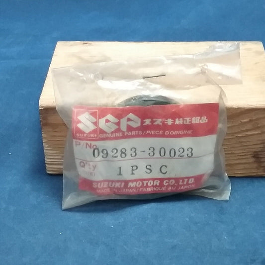 NEW GENUINE SUZUKI 09283-30023 SEAL, DUST 30X44X7 REAR WHEEL