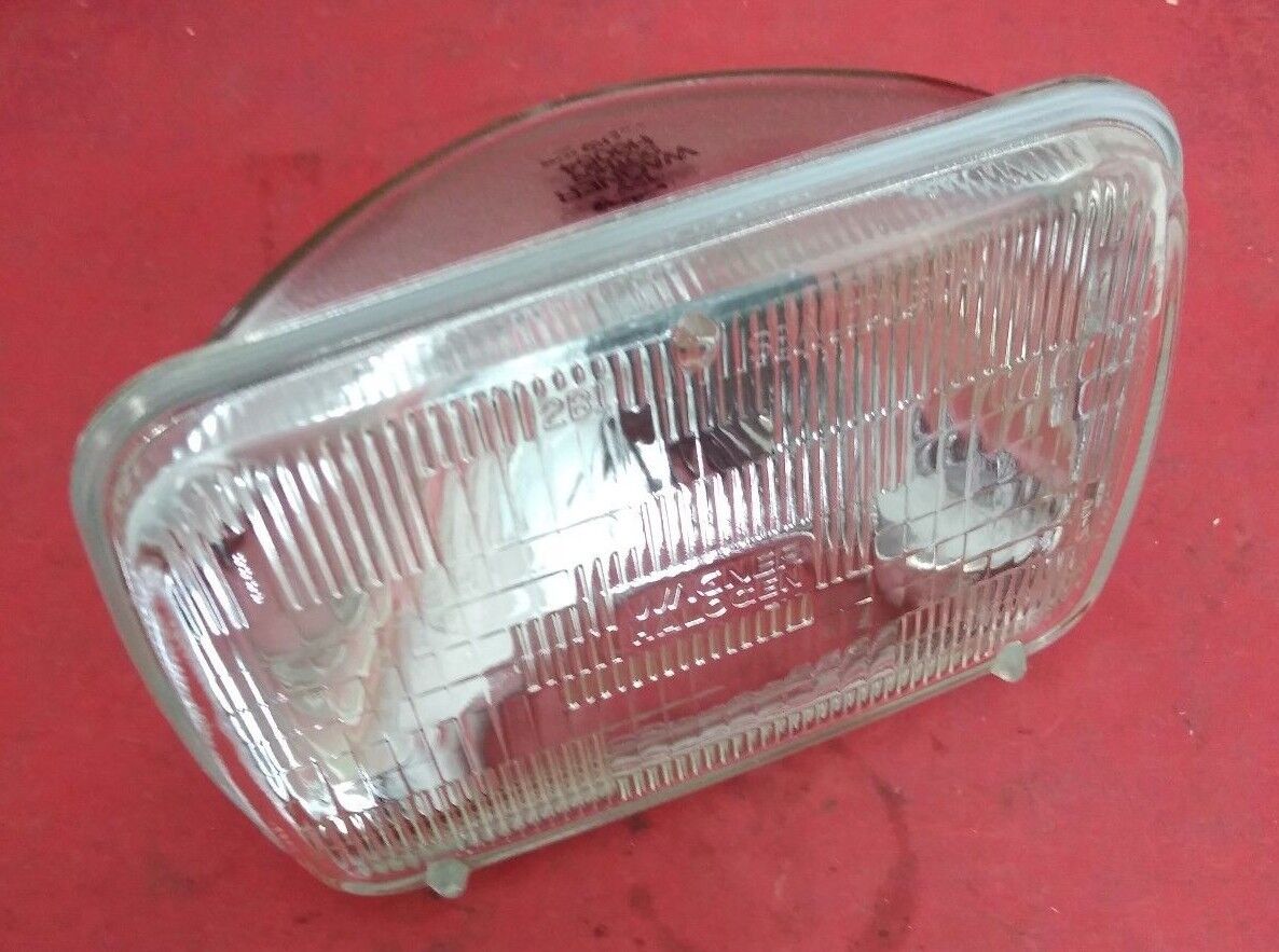 NEW Wagner Lighting Products High/Low Beam Halogen Headlamp H6054 /Replaces 6052