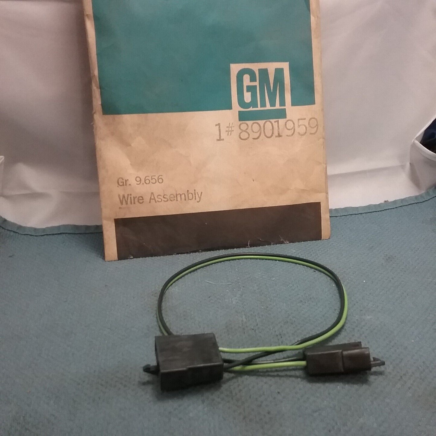 NEW GENUINE GM 8901959 WIRE ASSEMBLY