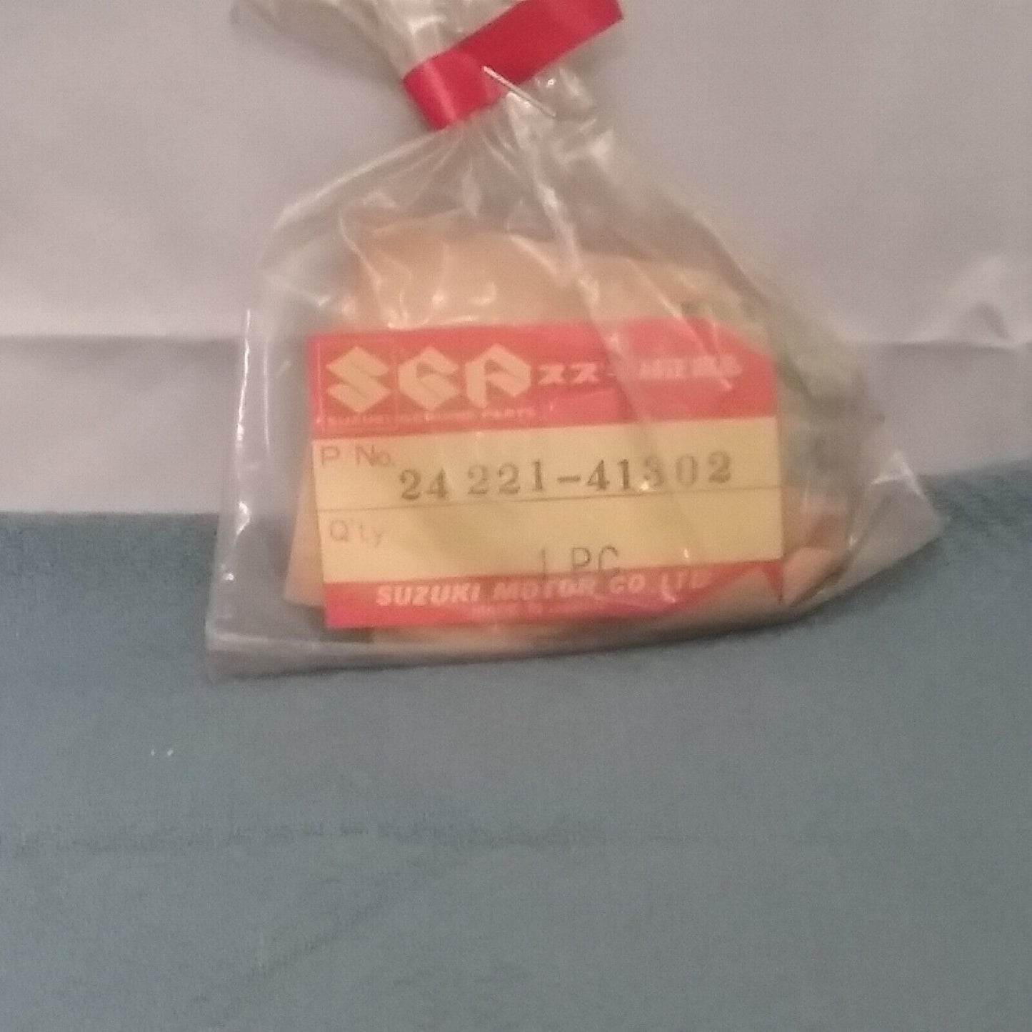 NEW GENUINE SUZUKI 24221-41302 GEAR, 2ND DRIVE RM125 RM100 1977-1981