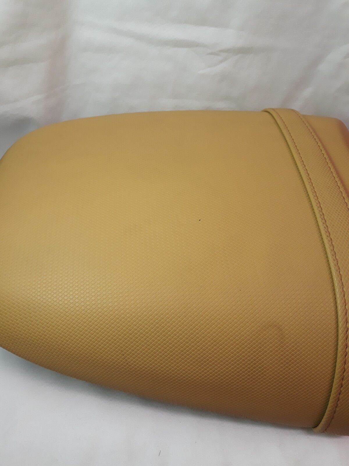 BMW PILLION-PASSENGER SEAT Part # 52537673643 YELLOW/TAN