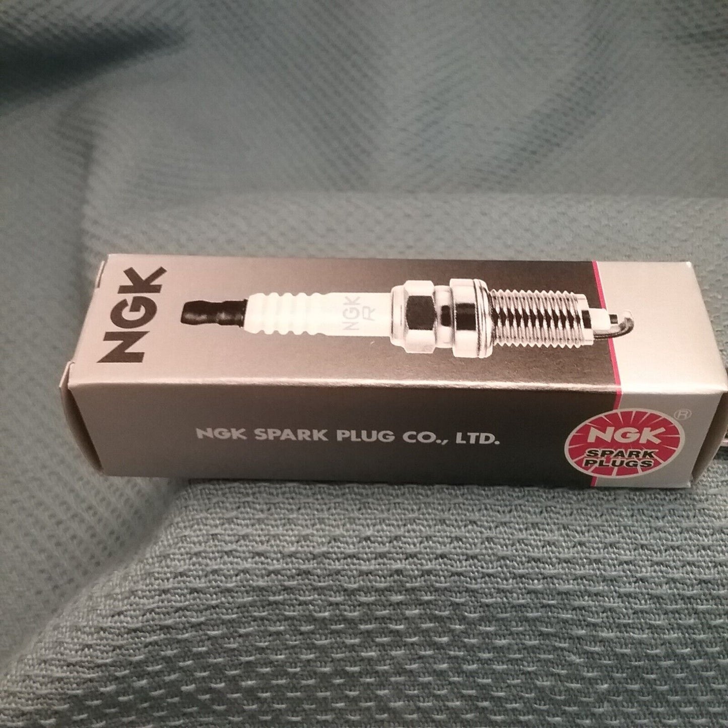 QTY 2 NEW NGK BPR7ES SPARK PLUG REPLACES KAWASAKI 92070-1027, #5534, 1984-1988