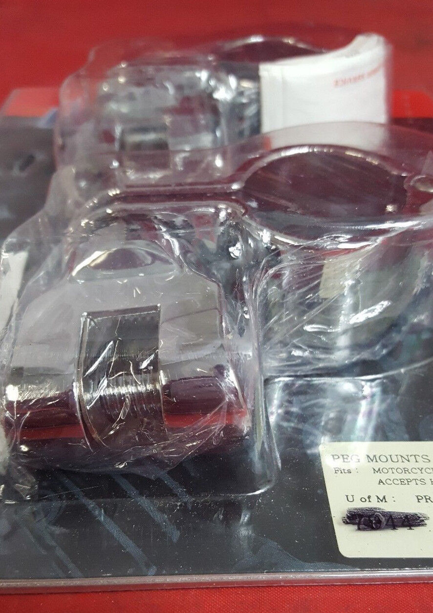 NEW KURYAKYN PEG MOUNTS WITH 1 1/4 " QUICK CLAMPS CHROME 491100