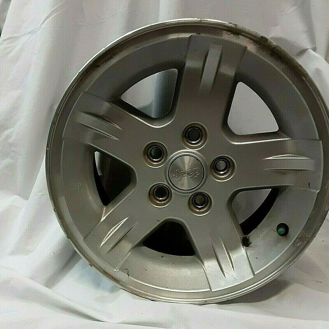 2004 -05 -06 Jeep Wrangler 15x8 Silver Original Factory Wheel Rim