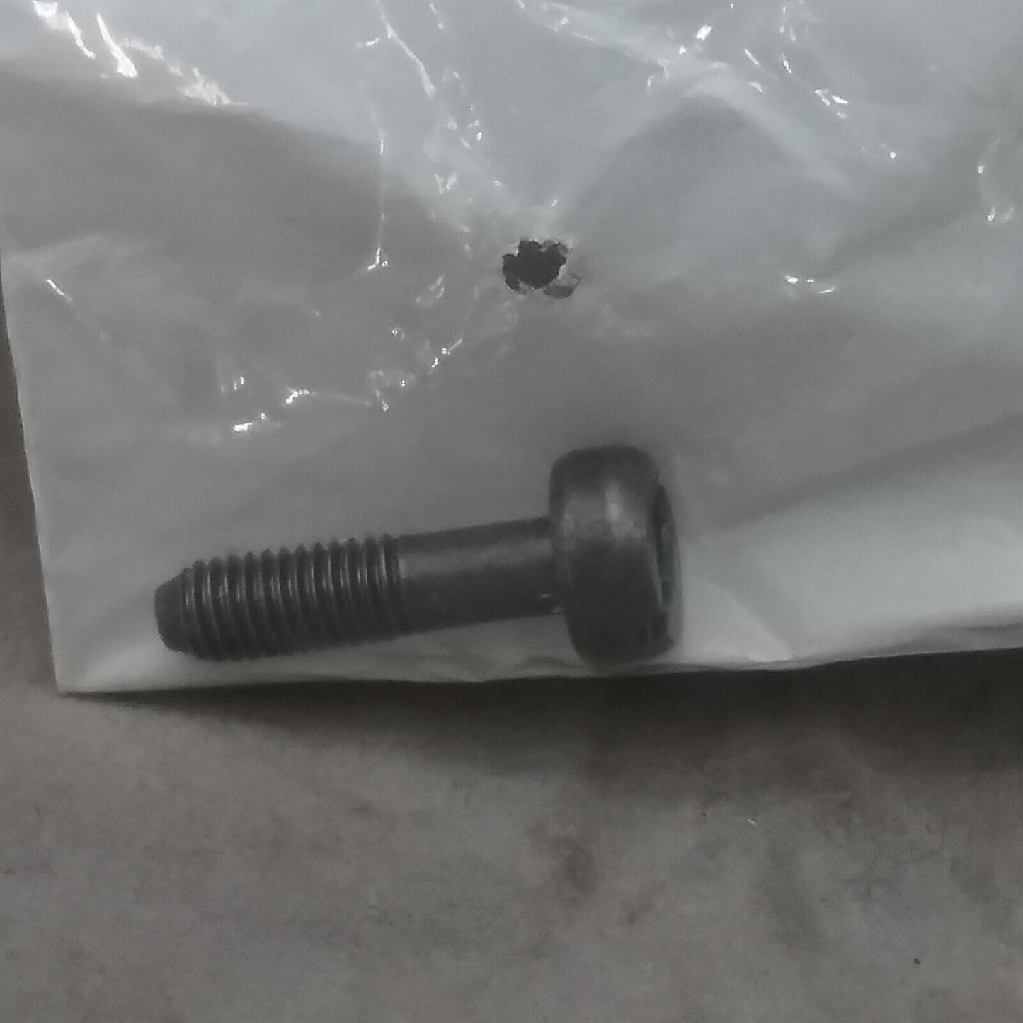 QTY: 1 NEW HUSQVARNA 544080301 SCREW