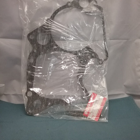 NEW GENUINE SUZUKI 11481-40300 GASKET, CRANKCASE RM250 PE250 1979-1981