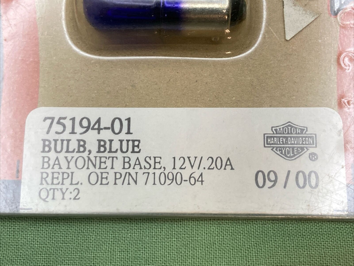 QTY 3 NEW GENUINE HARLEY DAVIDSON 75194-01 2 PK BULB BLUE BAYONET BASE 12V