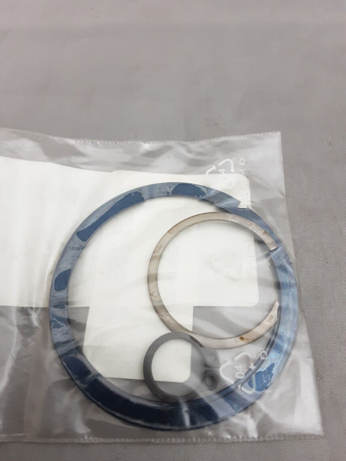 NEW GENUINE BMW 11117728759 SET OF CIRCLIPS K1600GT K1600GTL 2010-2012