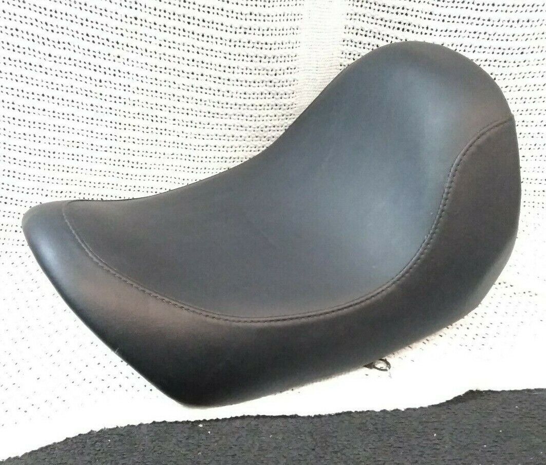 Harley Davidson V-Rod Solo Seat / 20508 / RDW-92 / 61-0067