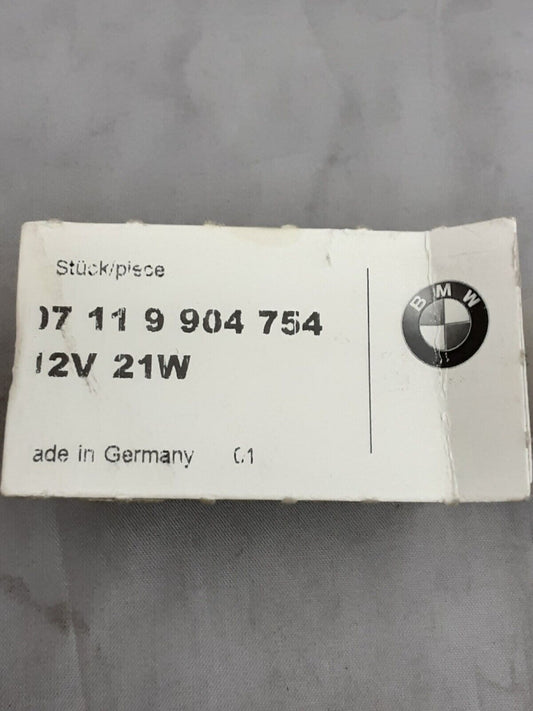 NEW GENUINE BMW 07119904754 TURN SIGNAL LIGHT BULB