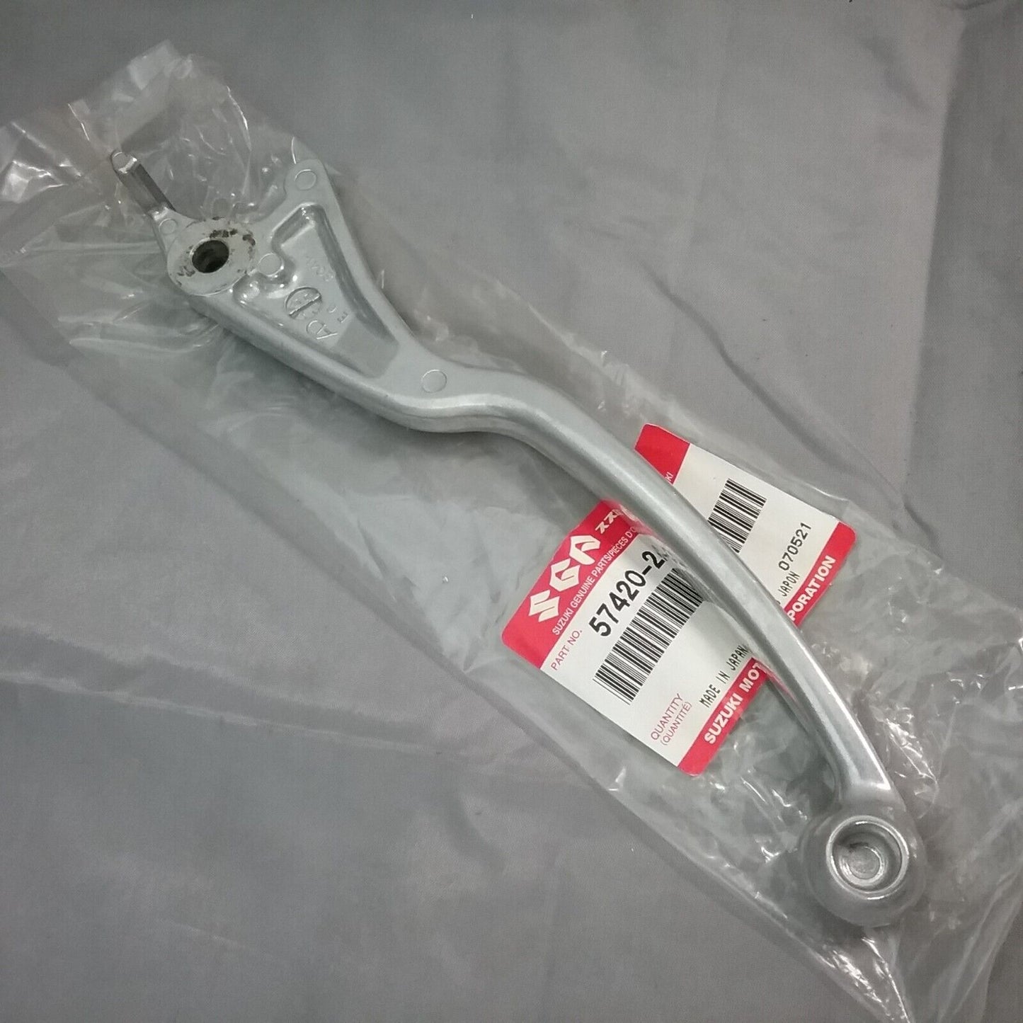 SUZUKI 57420-24B01 LEVER, BRAKE VS750