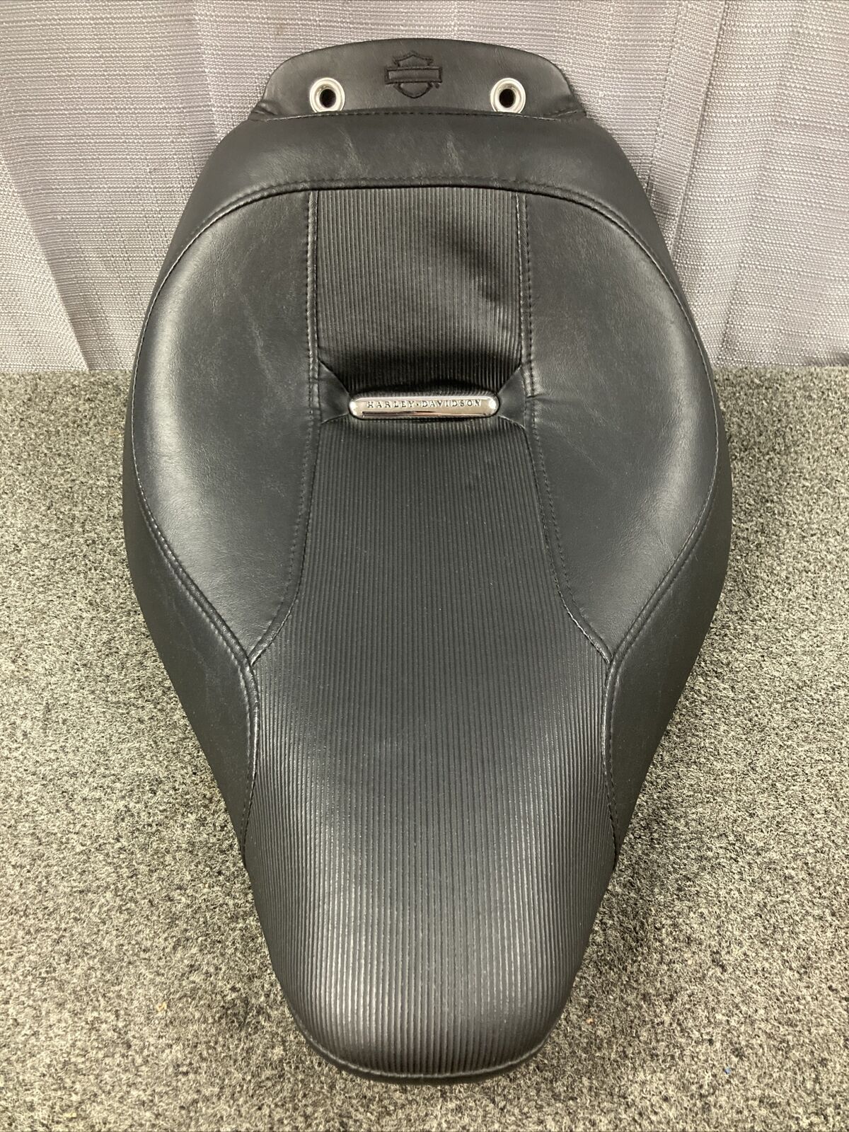 GENUINE HARLEY DAVIDSON P52000097 SOLO SEAT SOFTAIL BREAKOUT 13-17