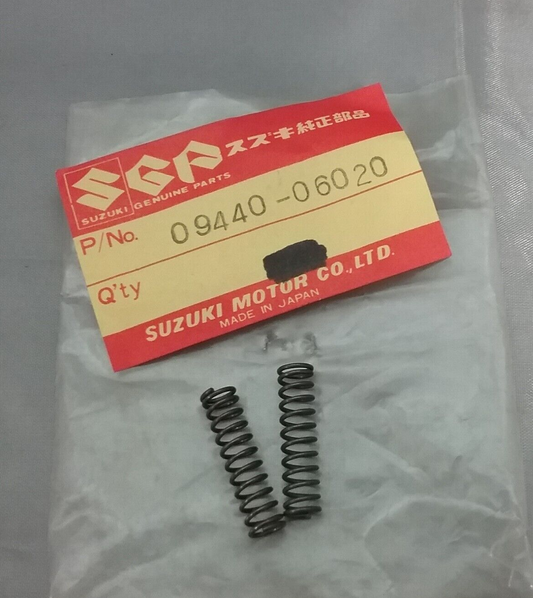 QTY 2 NEW GENUINE SUZUKI 09440-06020 GEAR SHIFTING SPRING GS1000GL