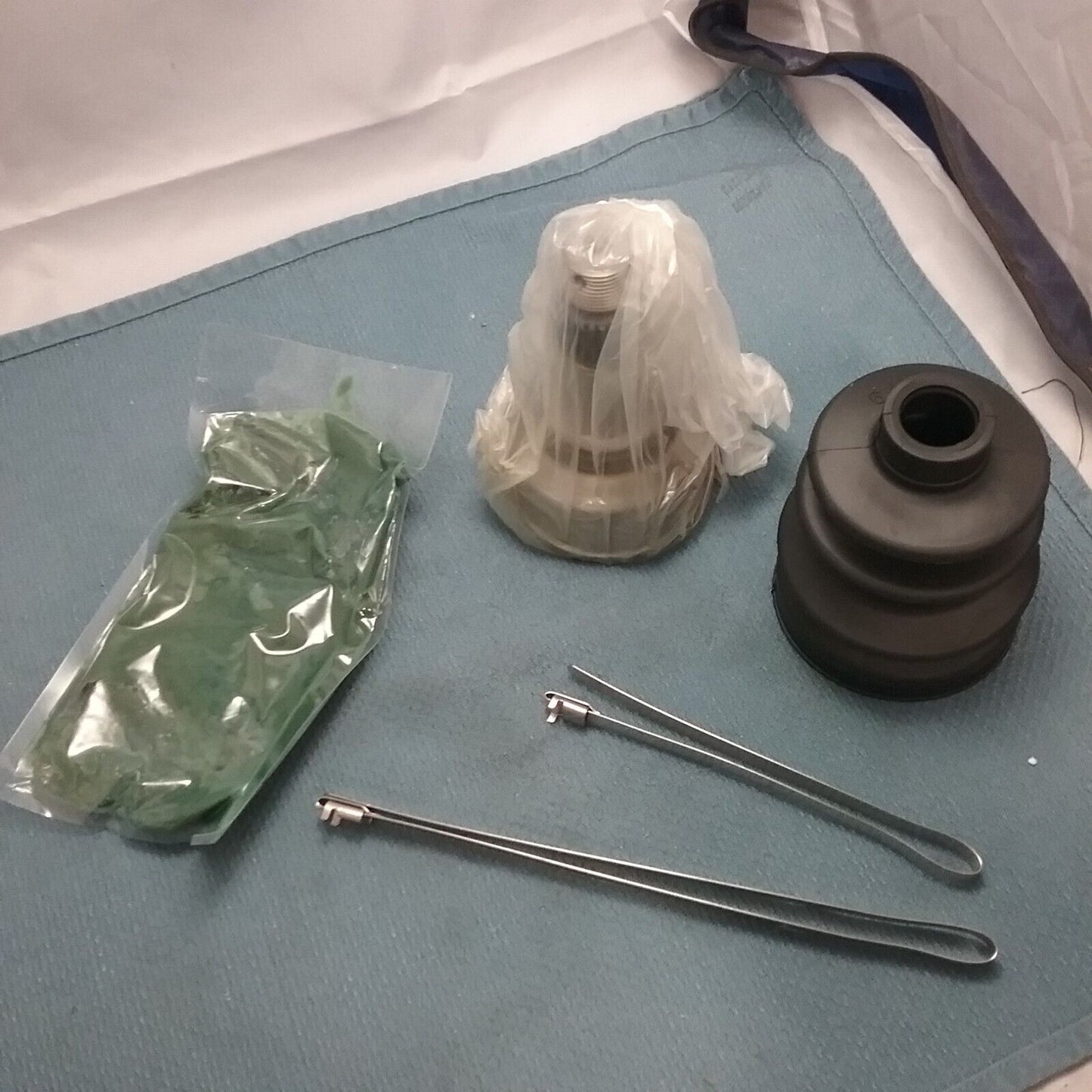 NEW MOOSE UTILITY CVJ614 CV JOINT KIT