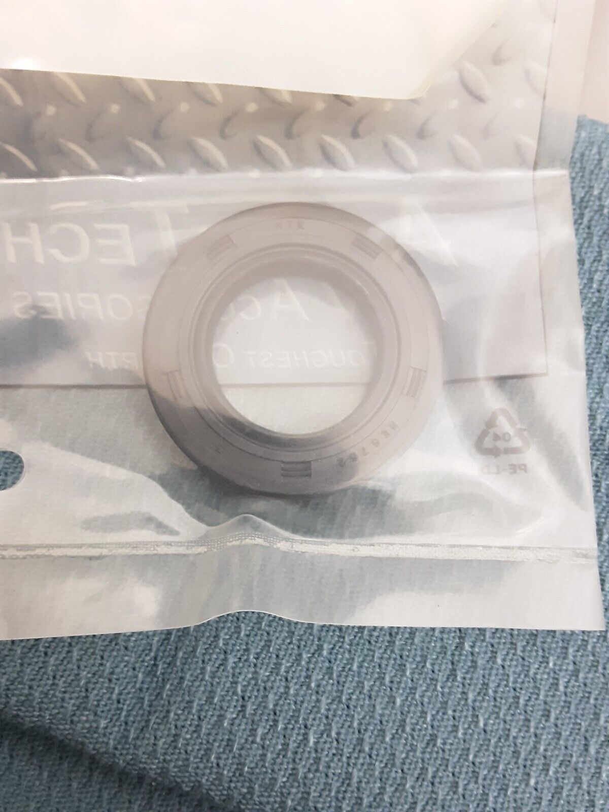 NEW GENUINE ARMOR TECH AT-09579 SEAL FITS 25X42X7