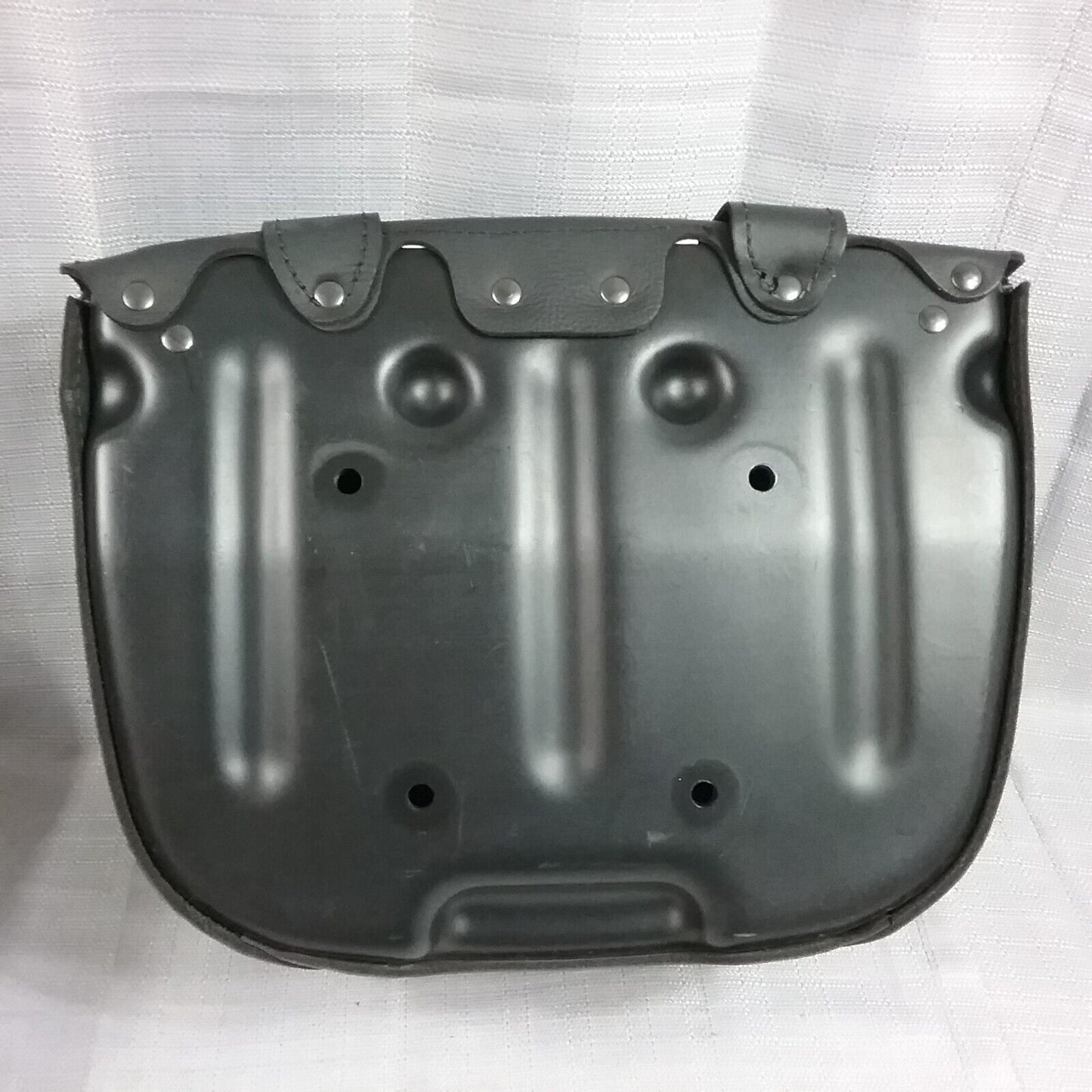 HARLEY DAVIDSON 92-61-0068/62-61-0068 BAR & SHIELD LEATHER SADDLEBAG SET