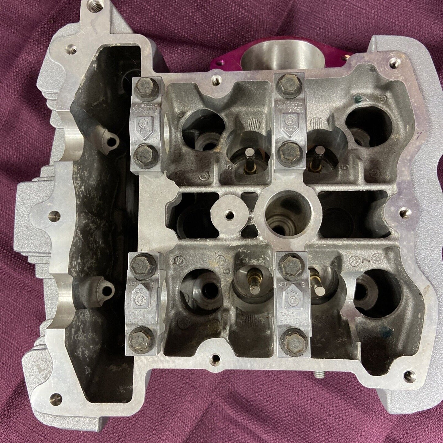 GENUINE HARLEY DAVIDSON 16989-01K V-Rod Rear Cylinder Head Assembled Appears New