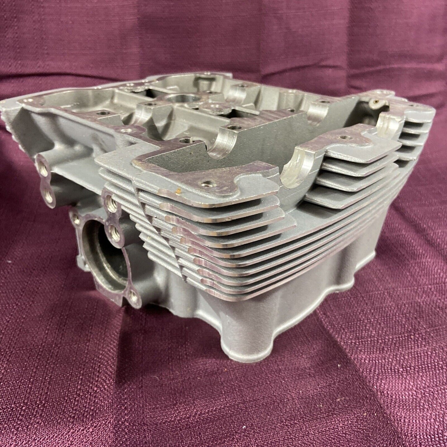 UESD GENUINE HARLEY DAVIDSON 16984-01K V-Rod Front Cylinder Head Good Condition