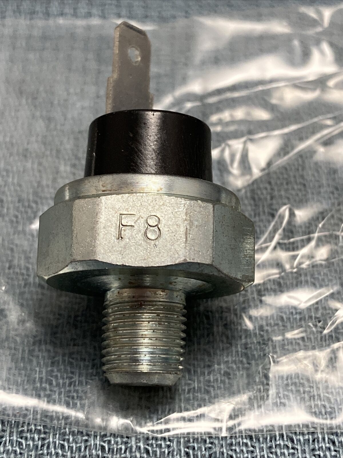 NEW ROBIN SUBARU 263-76102-H1 SWITCH, OIL PRESSURE