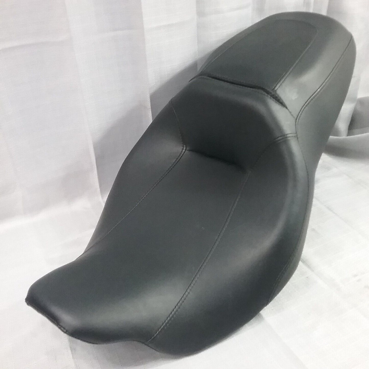 HARLEY DAVIDSON 24688 SEAT LOW TOURING FLHT ELECTRA GLIDE ULTRA CLASSIC