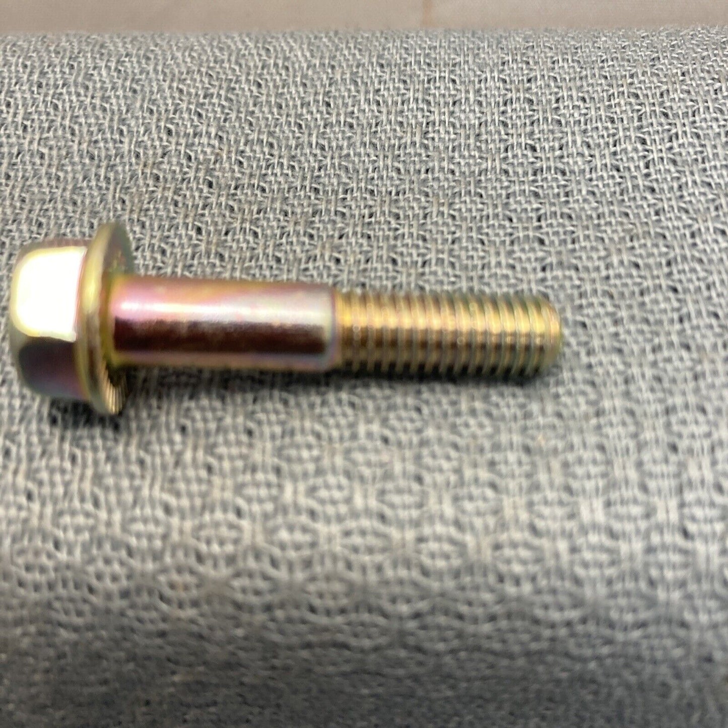 NEW WISCONSIN TELEDYNE SUBARU ROBIN 011-00601-20 FLANGE BOLT