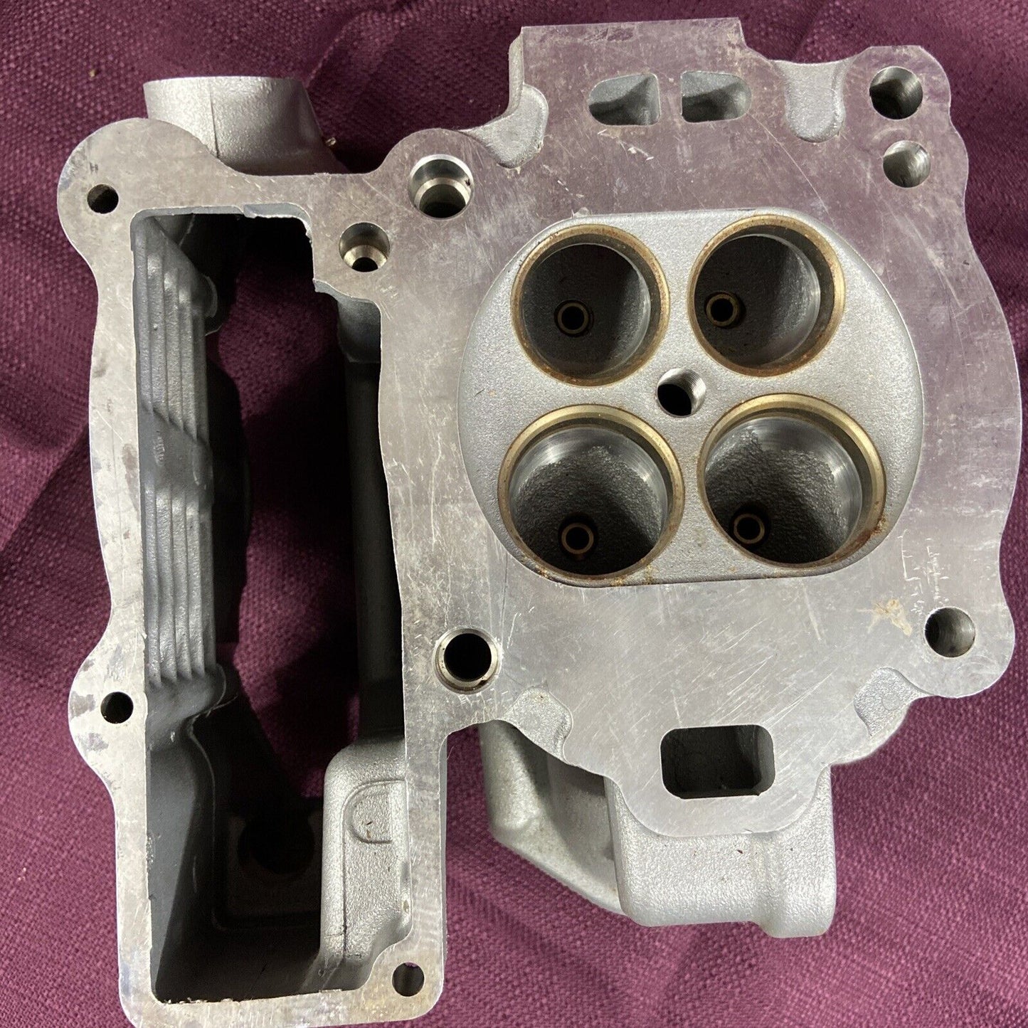 USED GENUINE HARLEY DAVIDSON 16989-01K V-Rod Rear Cylinder Head Good w/ cam caps