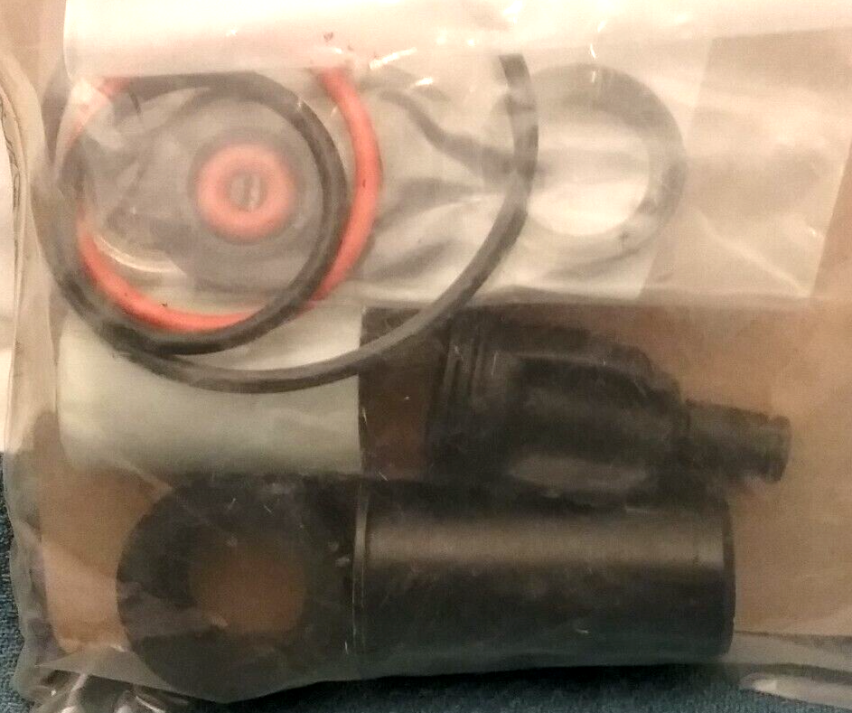 NEW QUICKSILVER 823547A2 GEAR HOUSING SEAL KIT MERCURY OUTBOARD 25-50HP