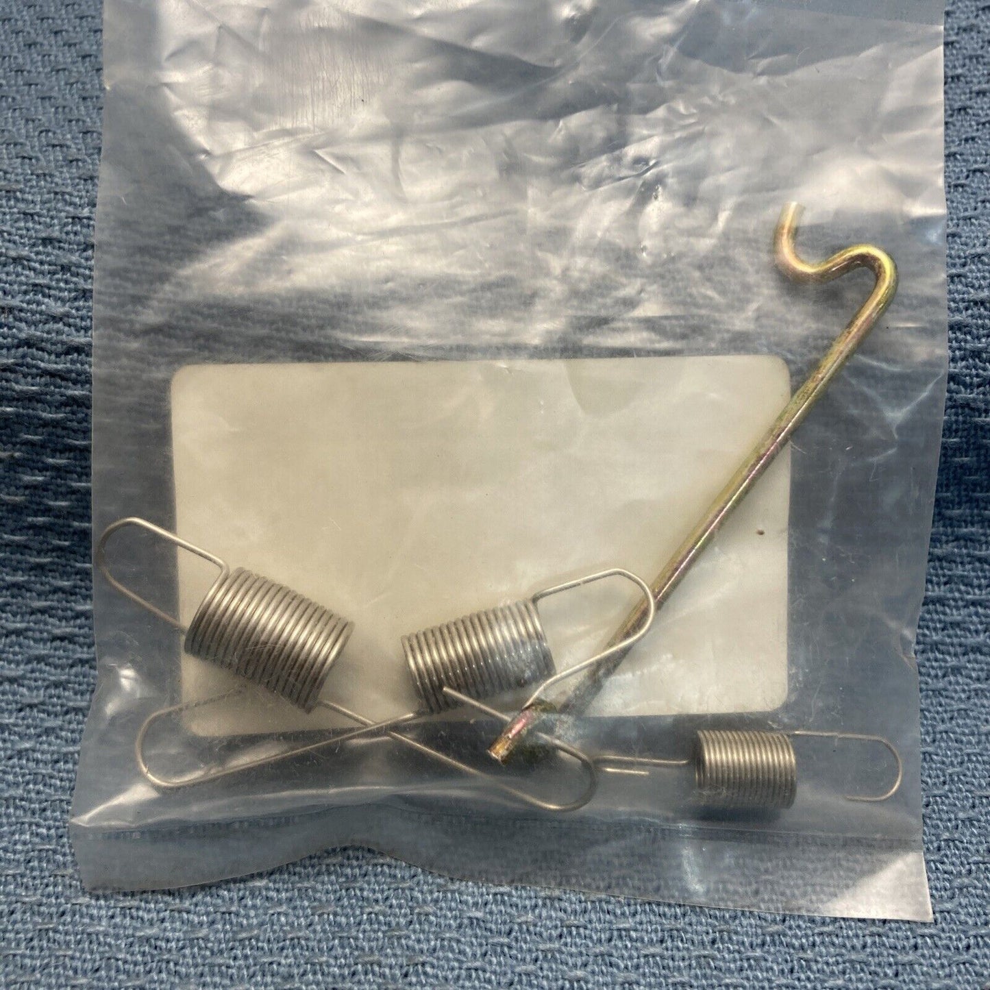 NEW ROBIN SUBARU 227-42501-07 GOVERNOR SPRING SET