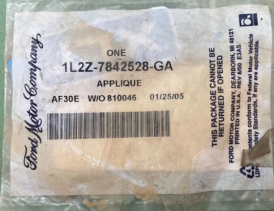 NEW GENUINE FORD 1L2Z-7842528-GA APPLIQUE "XLT" LIFTGATE BADGE '01-'06 EXPLORER